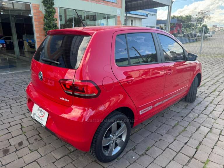 VOLKSWAGEN - FOX - 2019/2020 - Vermelha - R$ 62.000,00