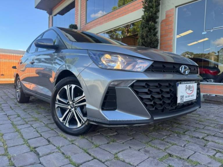 HYUNDAI - HB20S - 2023/2024 - Cinza - R$ 85.000,00