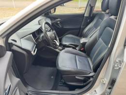 CHEVROLET - TRACKER - 2022/2023 - Prata - R$ 110.000,00