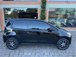 VOLKSWAGEN - UP - 2014/2015 - Preta - R$ 36.000,00