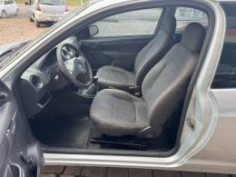 CHEVROLET - CELTA - 2010/2011 - Prata - R$ 23.000,00