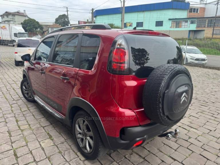 CITROËN - AIRCROSS - 2016/2017 - Vermelha - R$ 55.000,00