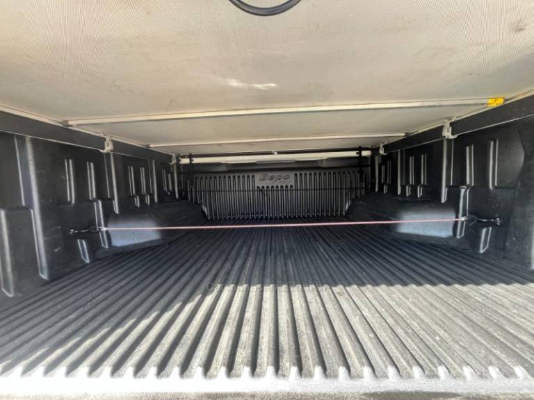 FORD - RANGER - 2018/2018 - Branca - R$ 141.000,00