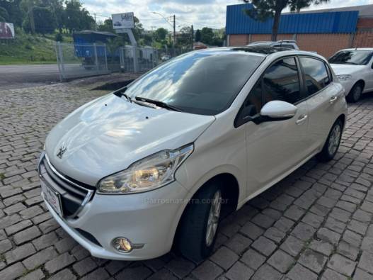 PEUGEOT - 208 - 2014/2014 - Branca - R$ 40.000,00