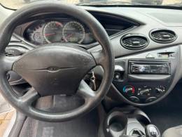 FORD - FOCUS - 2008/2008 - Prata - R$ 26.000,00