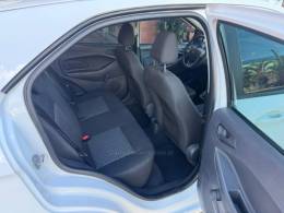 FORD - KA - 2016/2017 - Branca - R$ 40.000,00
