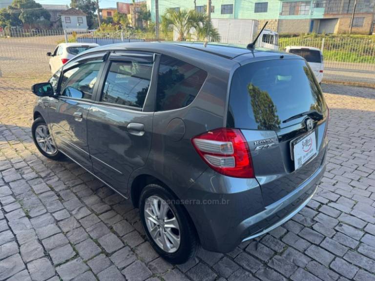 HONDA - FIT - 2012/2013 - Cinza - R$ 56.000,00