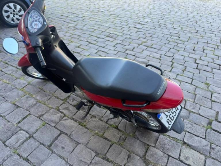 HONDA - BIZ 125 - 2009/2010 - Vermelha - R$ 9.900,00