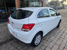 CHEVROLET - ONIX - 2013/2013 - Branca - R$ 41.000,00