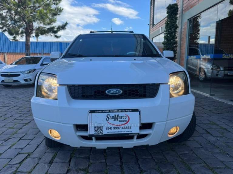 FORD - ECOSPORT - 2003/2004 - Branca - R$ 28.000,00