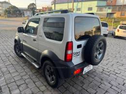 SUZUKI - JIMNY - 2021/2022 - Branca - R$ 103.000,00