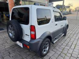 SUZUKI - JIMNY - 2021/2022 - Branca - R$ 103.000,00