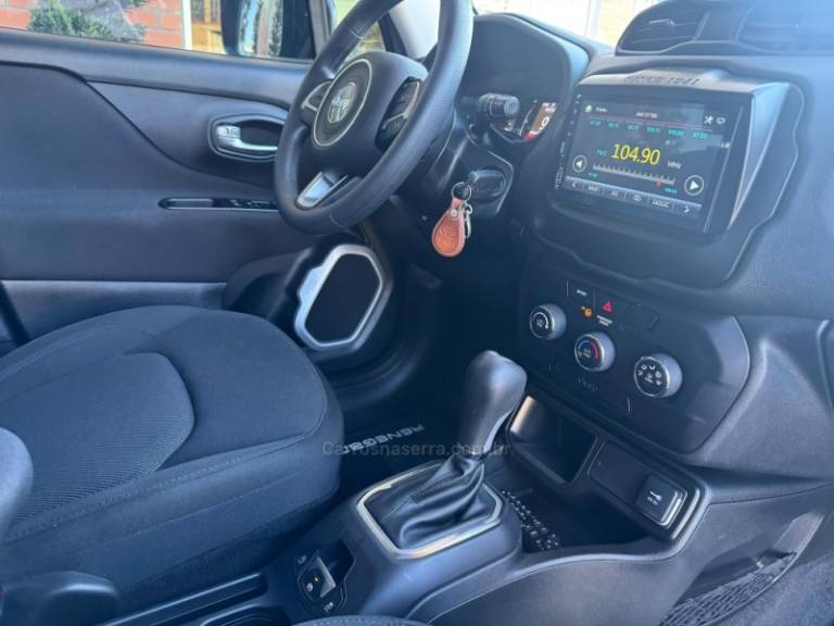 JEEP - RENEGADE - 2020/2021 - Prata - R$ 88.000,00