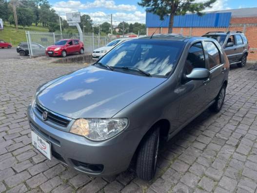 FIAT - PALIO - 2015/2015 - Cinza - R$ 35.000,00