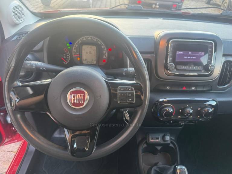 FIAT - MOBI - 2016/2017 - Vermelha - R$ 45.000,00