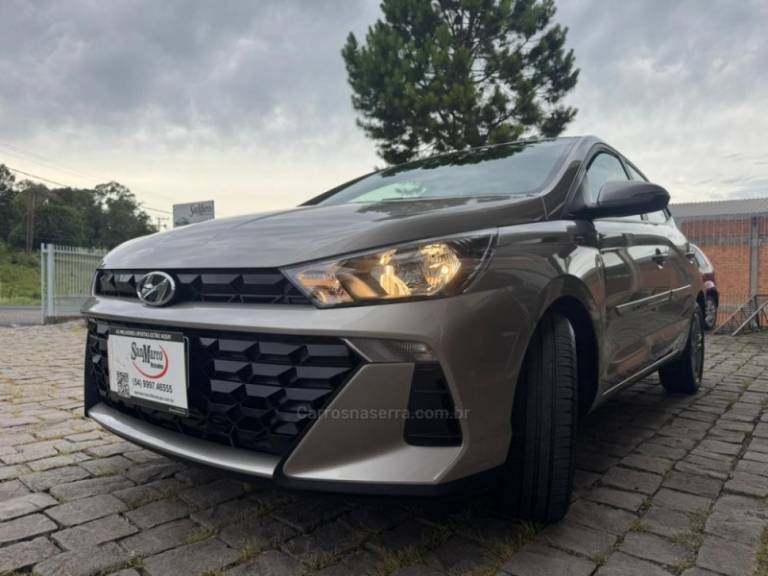 HYUNDAI - HB20 - 2024/2025 - Prata - R$ 95.000,00