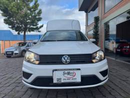 VOLKSWAGEN - SAVEIRO - 2022/2023 - Branca - R$ 85.000,00