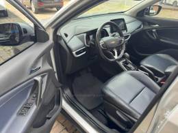 CHEVROLET - TRACKER - 2022/2023 - Prata - R$ 110.000,00