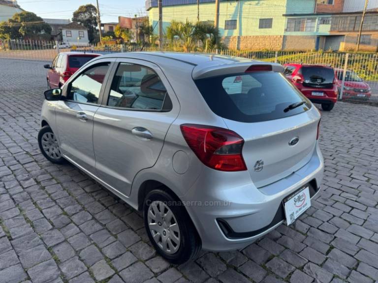 FORD - KA - 2019/2020 - Prata - R$ 51.000,00