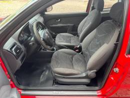 FIAT - STRADA - 2014/2014 - Vermelha - R$ 60.000,00