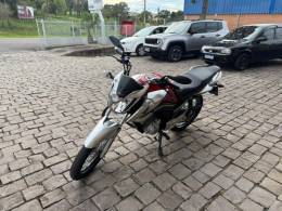 HONDA - CG 160 - 2018/2019 - Vermelha - R$ 16.000,00