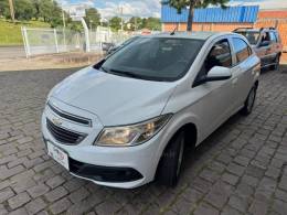 CHEVROLET - ONIX - 2013/2013 - Branca - R$ 40.000,00