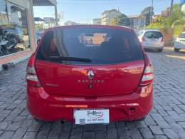 RENAULT - SANDERO - 2011/2012 - Vermelha - R$ 30.000,00