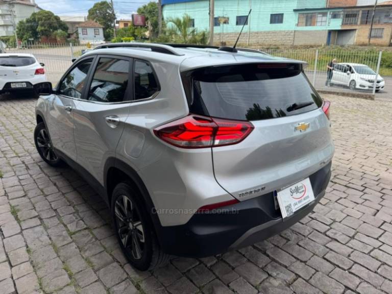 CHEVROLET - TRACKER - 2022/2023 - Prata - R$ 110.000,00