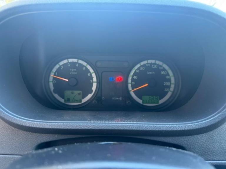 FORD - ECOSPORT - 2003/2004 - Branca - R$ 28.000,00