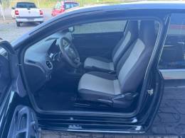 VOLKSWAGEN - UP - 2014/2015 - Preta - R$ 36.000,00