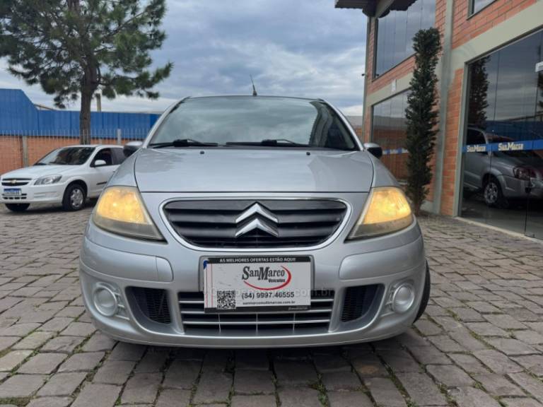 CITROËN - C3 - 2010/2011 - Prata - R$ 23.500,00