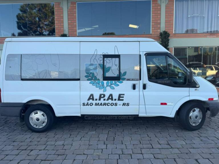 FORD - TRANSIT - 2012/2012 - Branca - R$ 74.000,00