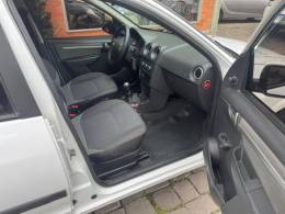 CHEVROLET - CELTA - 2014/2015 - Branca - R$ 35.000,00