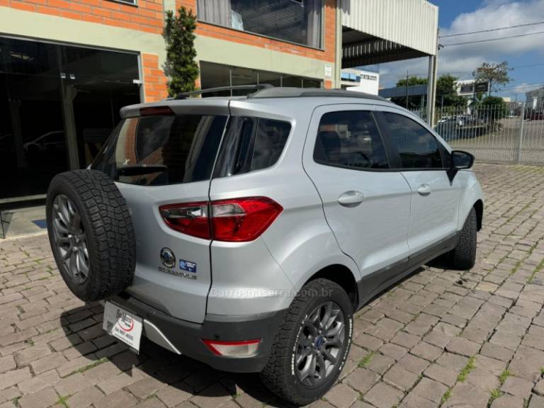 FORD - ECOSPORT - 2012/2013 - Prata - R$ 54.000,00