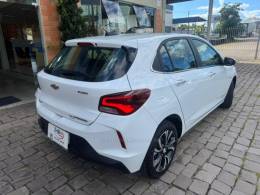 CHEVROLET - ONIX - 2024/2025 - Branca - R$ 103.000,00