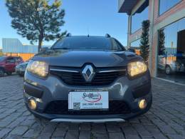 RENAULT - SANDERO - 2018/2019 - Cinza - R$ 59.000,00