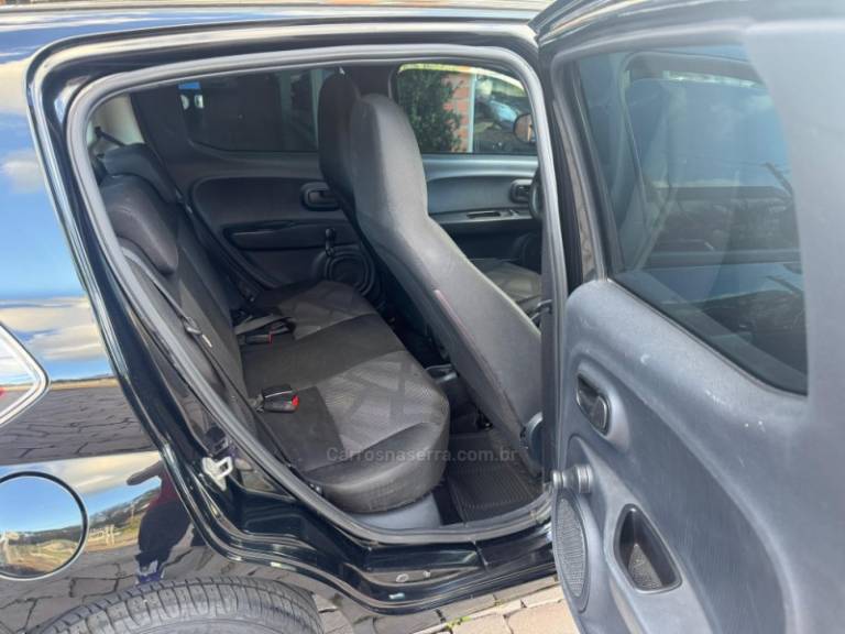 FIAT - MOBI - 2019/2020 - Preta - R$ 45.000,00