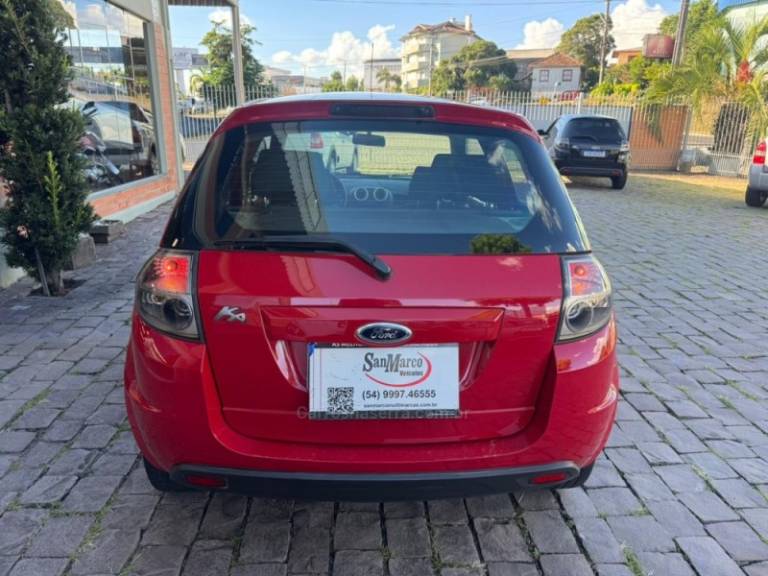 FORD - KA - 2012/2013 - Vermelha - R$ 31.000,00