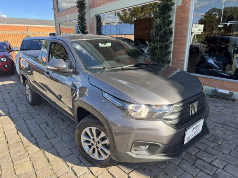 FIAT - STRADA - 2023/2024 - Cinza - R$ 95.000,00