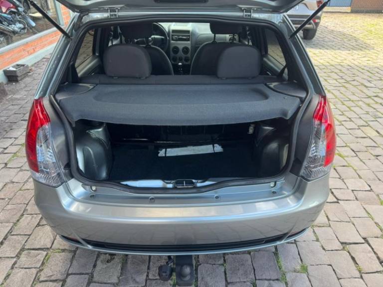 FIAT - PALIO - 2015/2015 - Cinza - R$ 35.000,00