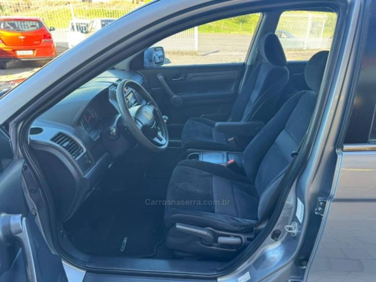 HONDA - CRV - 2008/2008 - Prata - R$ 50.000,00