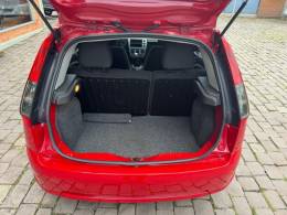 FORD - FIESTA - 2011/2012 - Vermelha - R$ 33.000,00