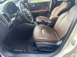 FIAT - TORO - 2024/2024 - Branca - R$ 175.000,00