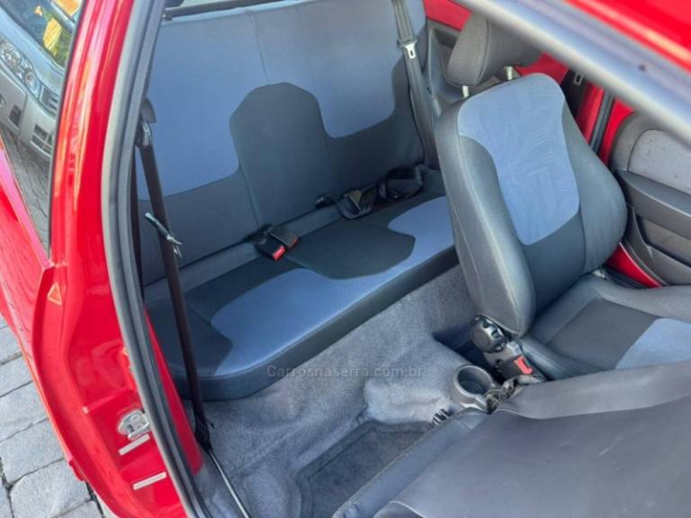 FORD - KA - 2012/2013 - Vermelha - R$ 31.000,00