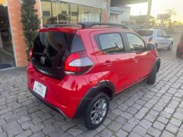 FIAT - MOBI - 2016/2017 - Vermelha - R$ 45.000,00